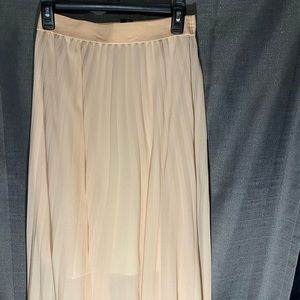Peachy pleated maxi skirt